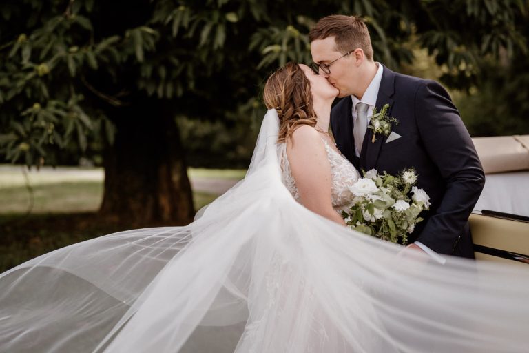 A Stunning Anglo-French Wedding in Nantes : Capturing Love Across Cultures